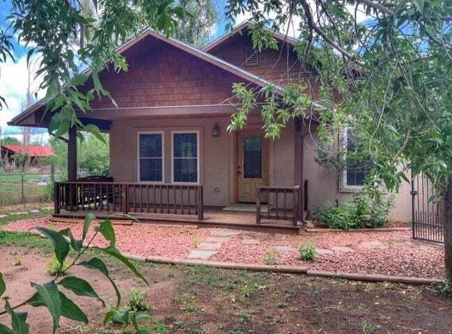 304 Cascade St - Photo 1