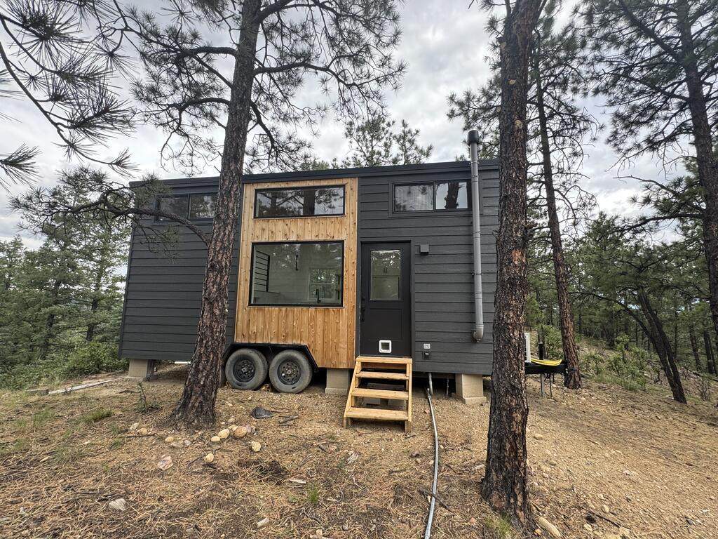 https://bt-photos.global.ssl.fastly.net/spanishpeaks/orig_boomver_1_26-850-2.jpg