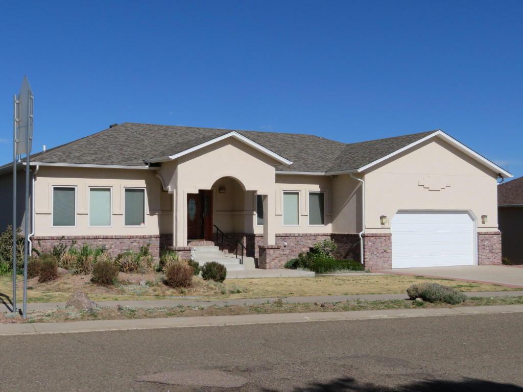 423 Peak St - Photo 1