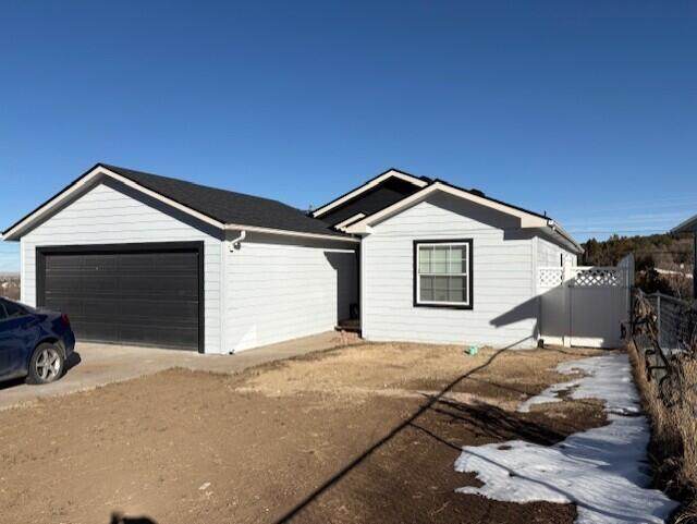 200 Waverly Ave - Photo 1