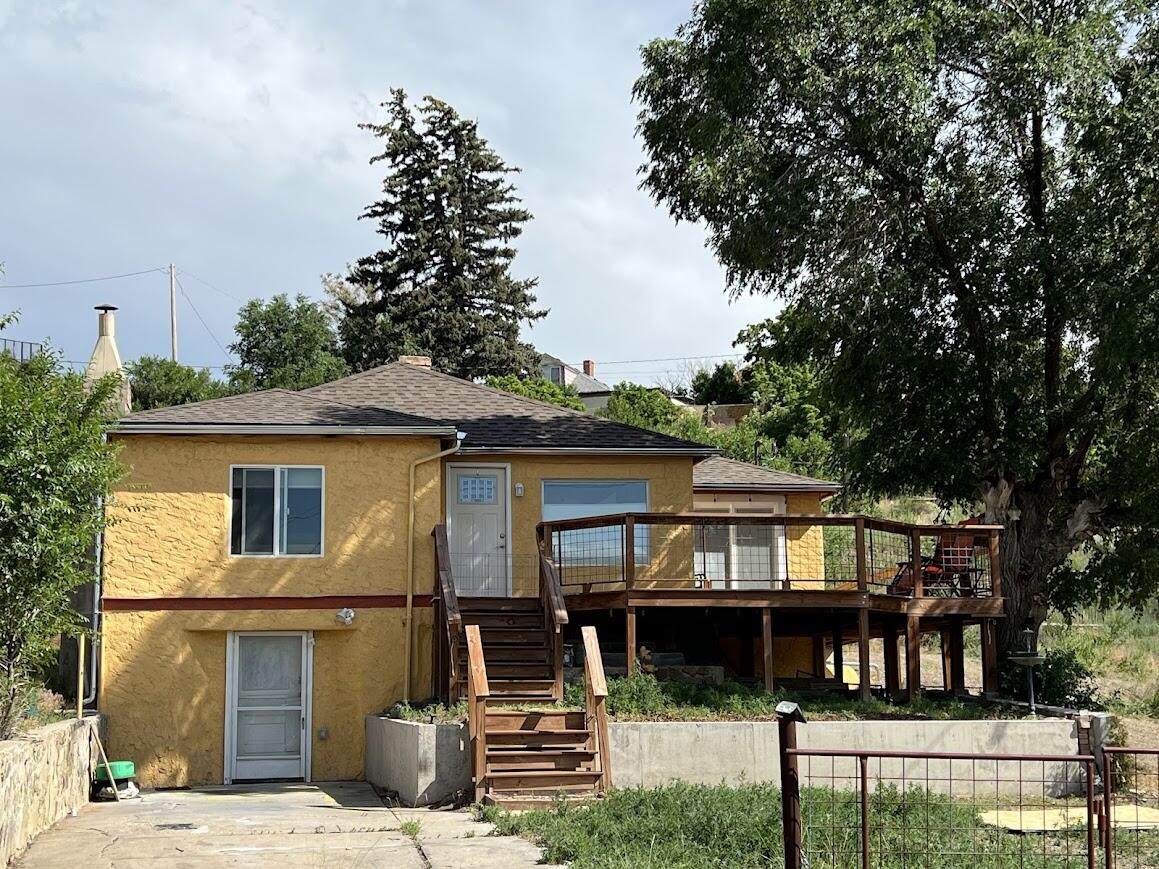 511 3rd St - Photo 1