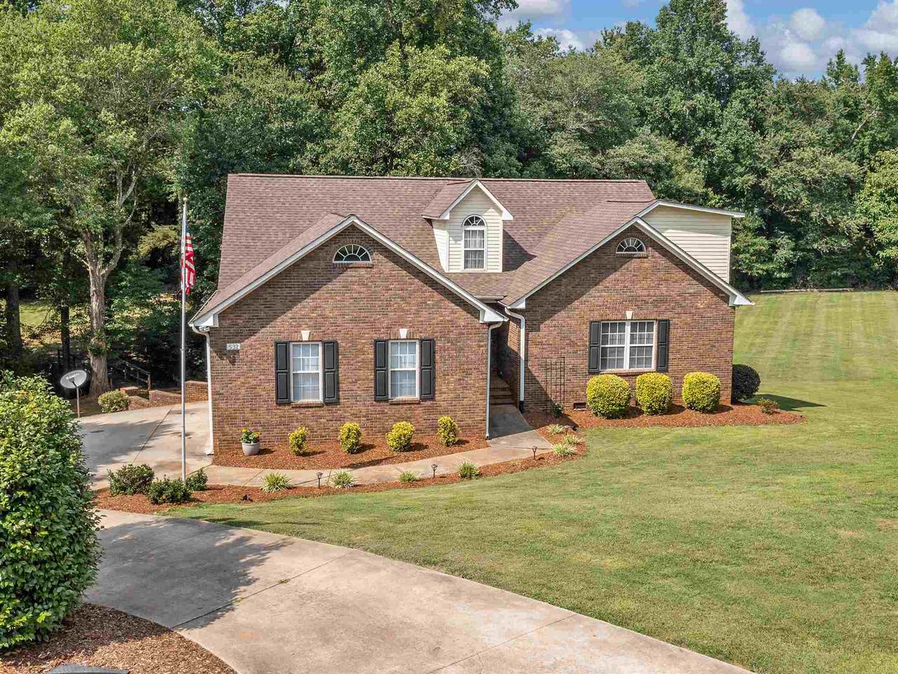 532 Dominion Way - Photo 1