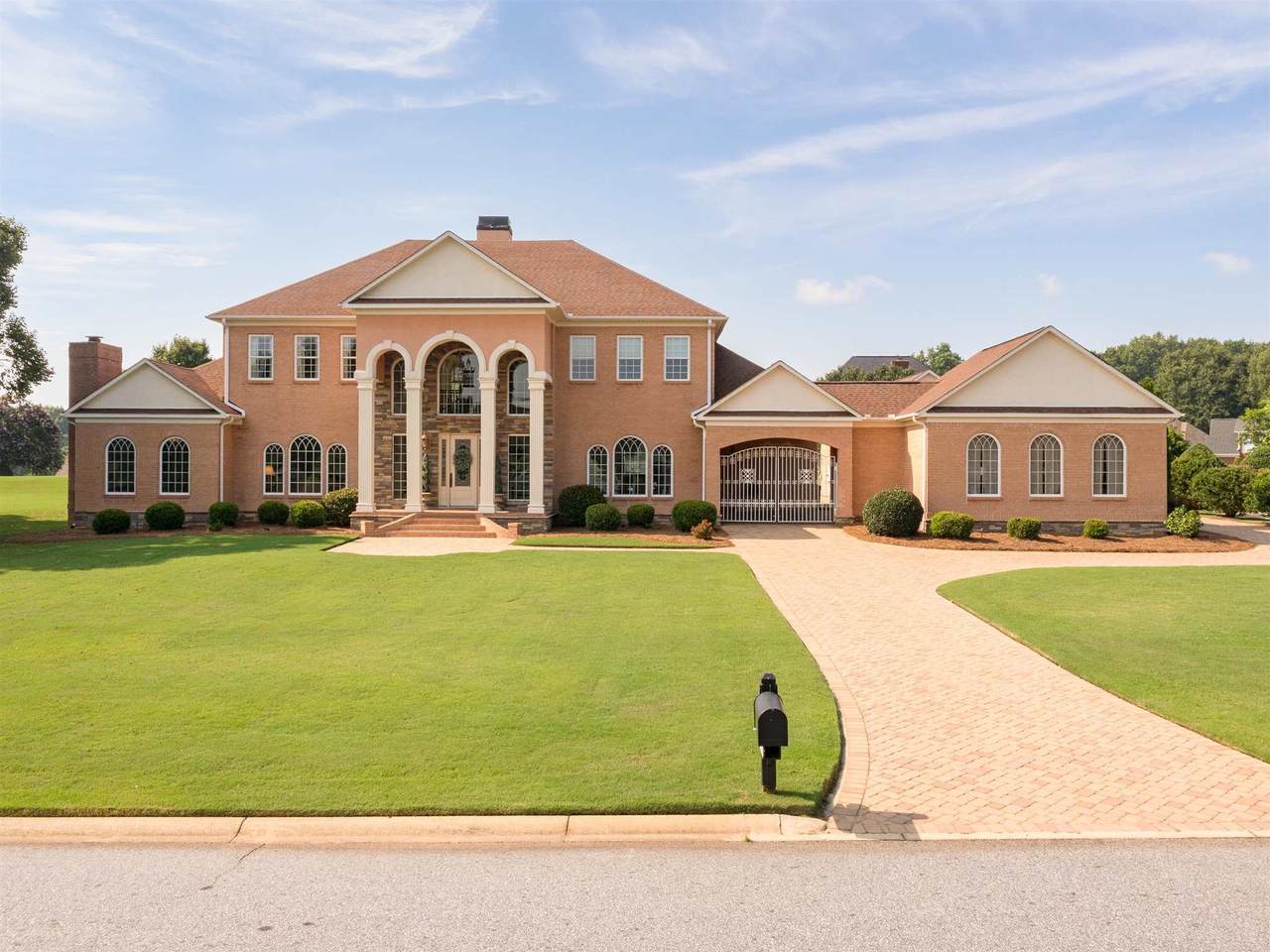 346 Crepe Myrtle Drive - Photo 1
