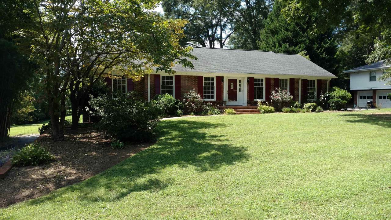 130 Winfield Drive - Photo 1