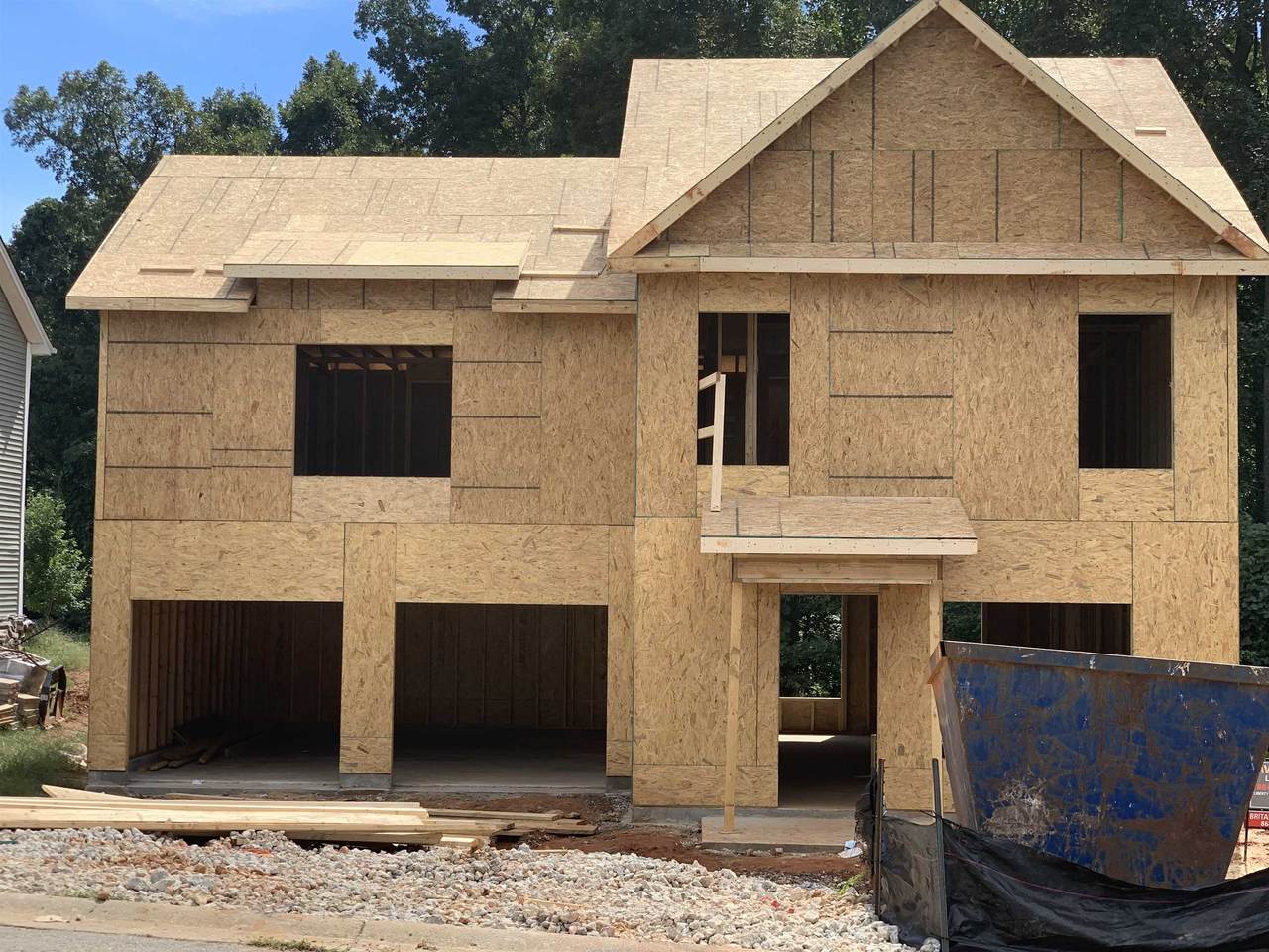 715 Roebuck Ave. - Photo 1