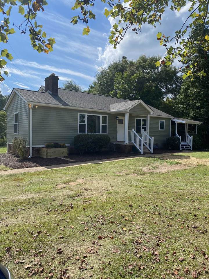 1105 Old Spartanburg Highway - Photo 1