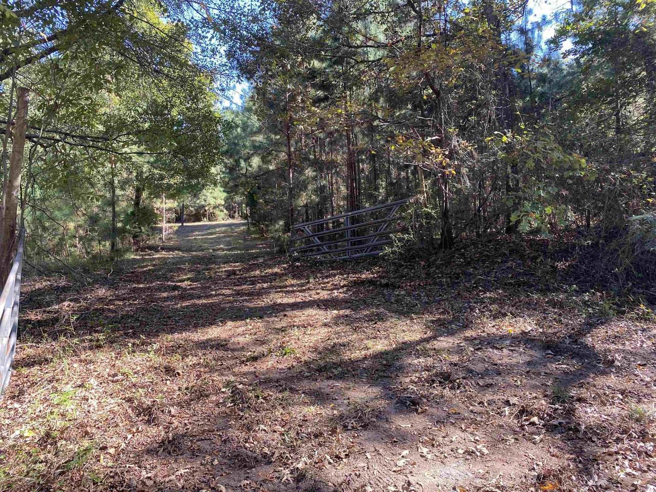 330 Wofford Shoals Rd - Photo 1