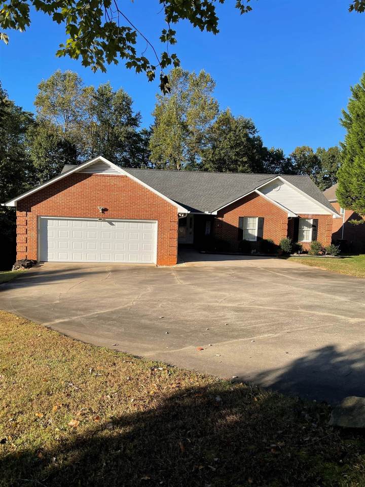 327 Hillcove Point - Photo 1