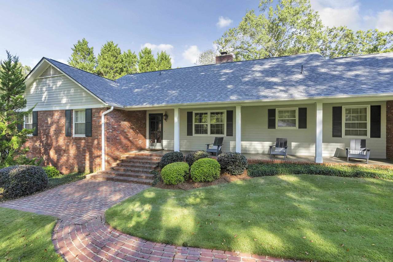 136 Burnett Drive - Photo 1