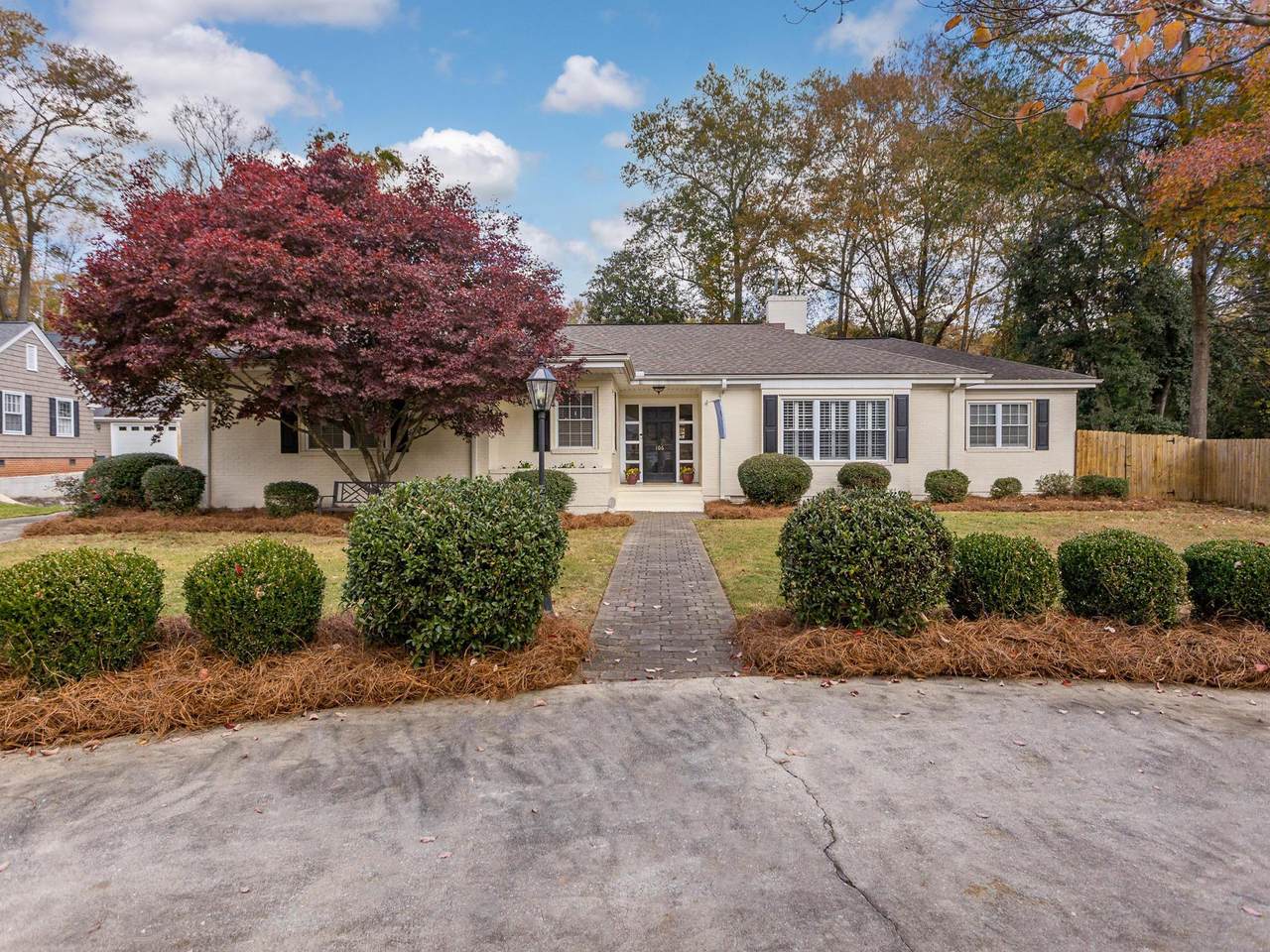 106 Greenbriar Rd - Photo 1