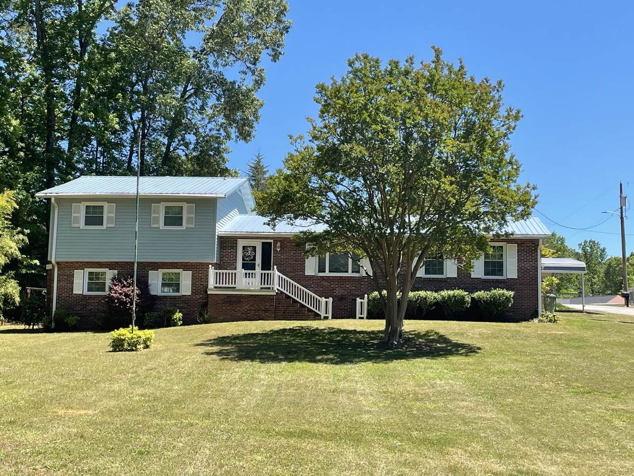 207 Gibert Street - Photo 1