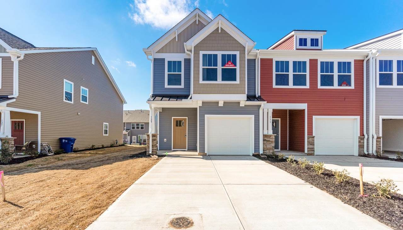 1404 Maplesmith Way - Photo 1