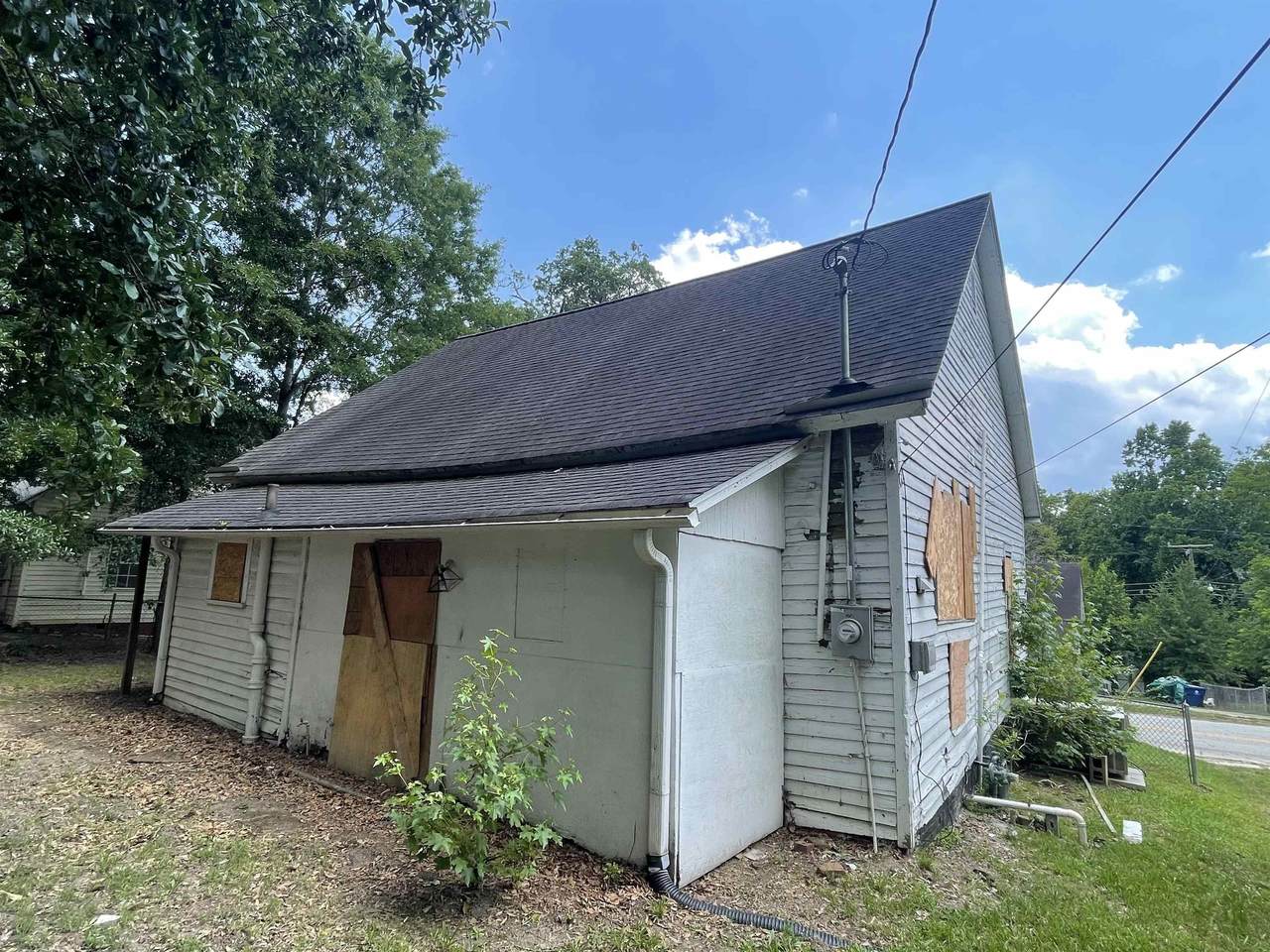 239 Beason Street - Photo 1