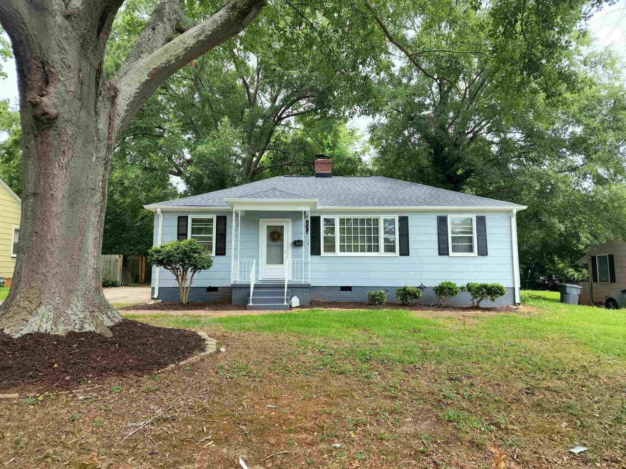 109 Neely Ave - Photo 1