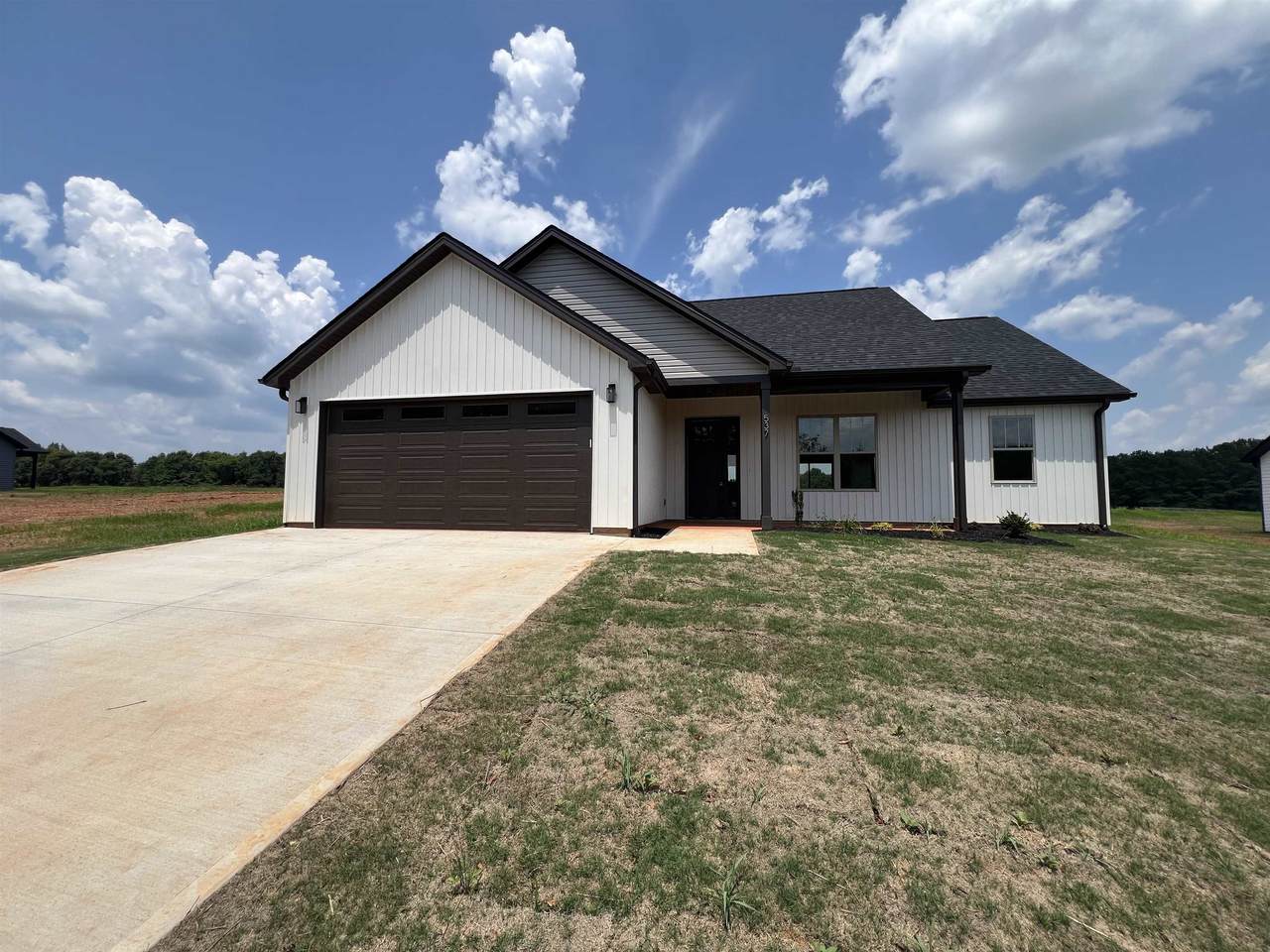 537 Bill Lattimore Road - Photo 1