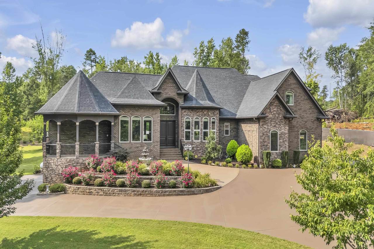 983 Foster Road - Photo 1