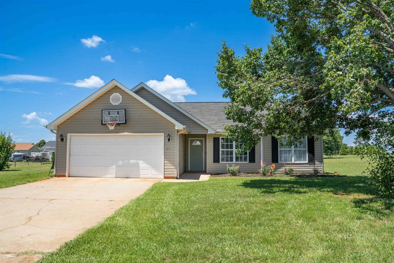 575 Mountainview Road - Photo 1