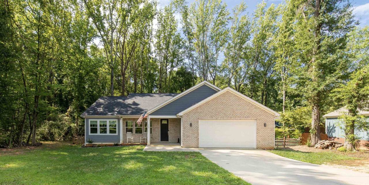 152 Reading Street - Photo 1