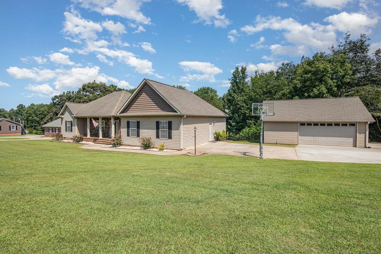 3189 Gap Creek Road - Photo 1