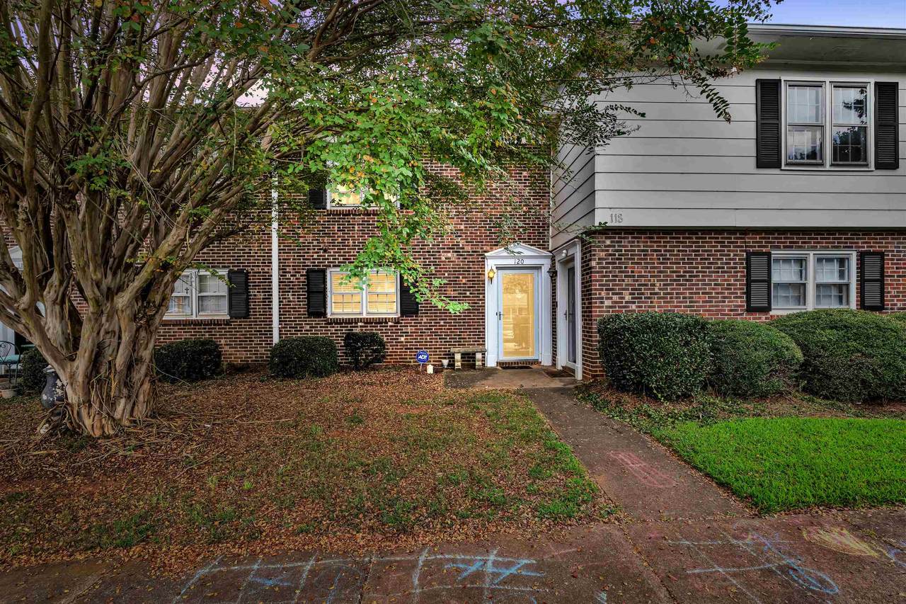 120 Fernridge Drive - Photo 1