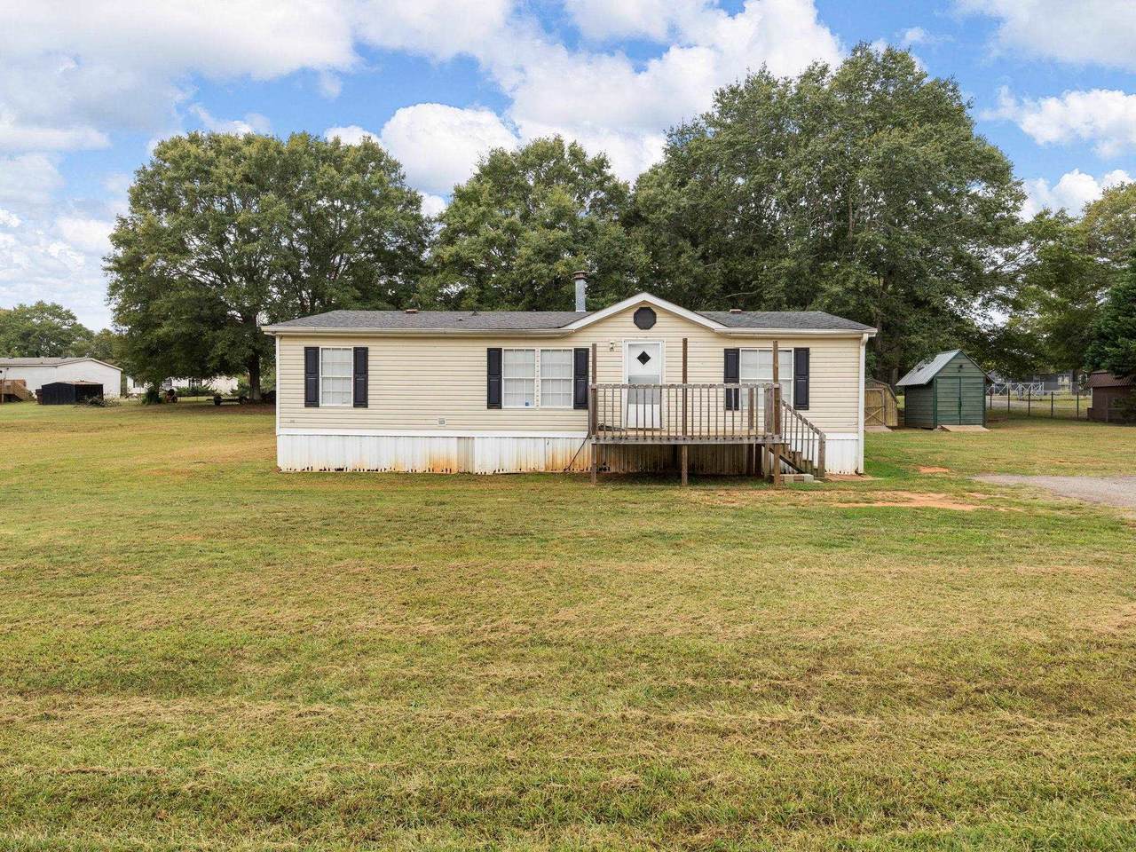 104 Marsh Creek Drive - Photo 1