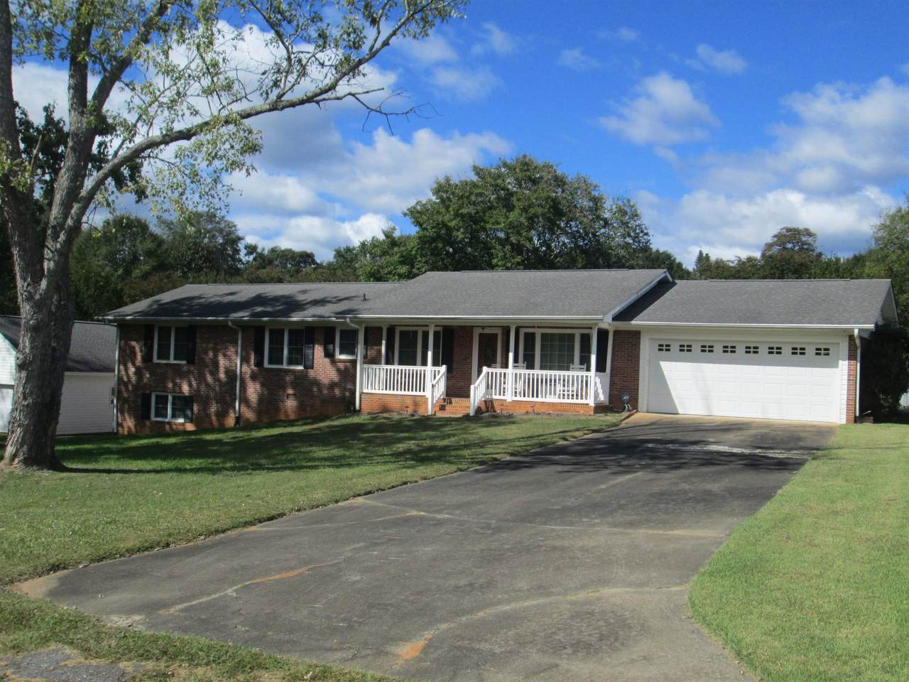 102 Bridges Street - Photo 1