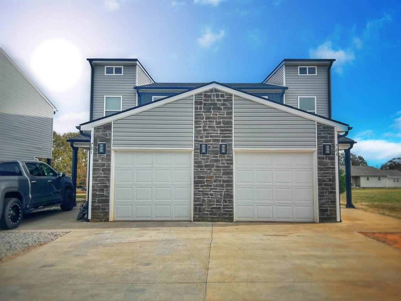 781/783 Berry Road - Photo 1