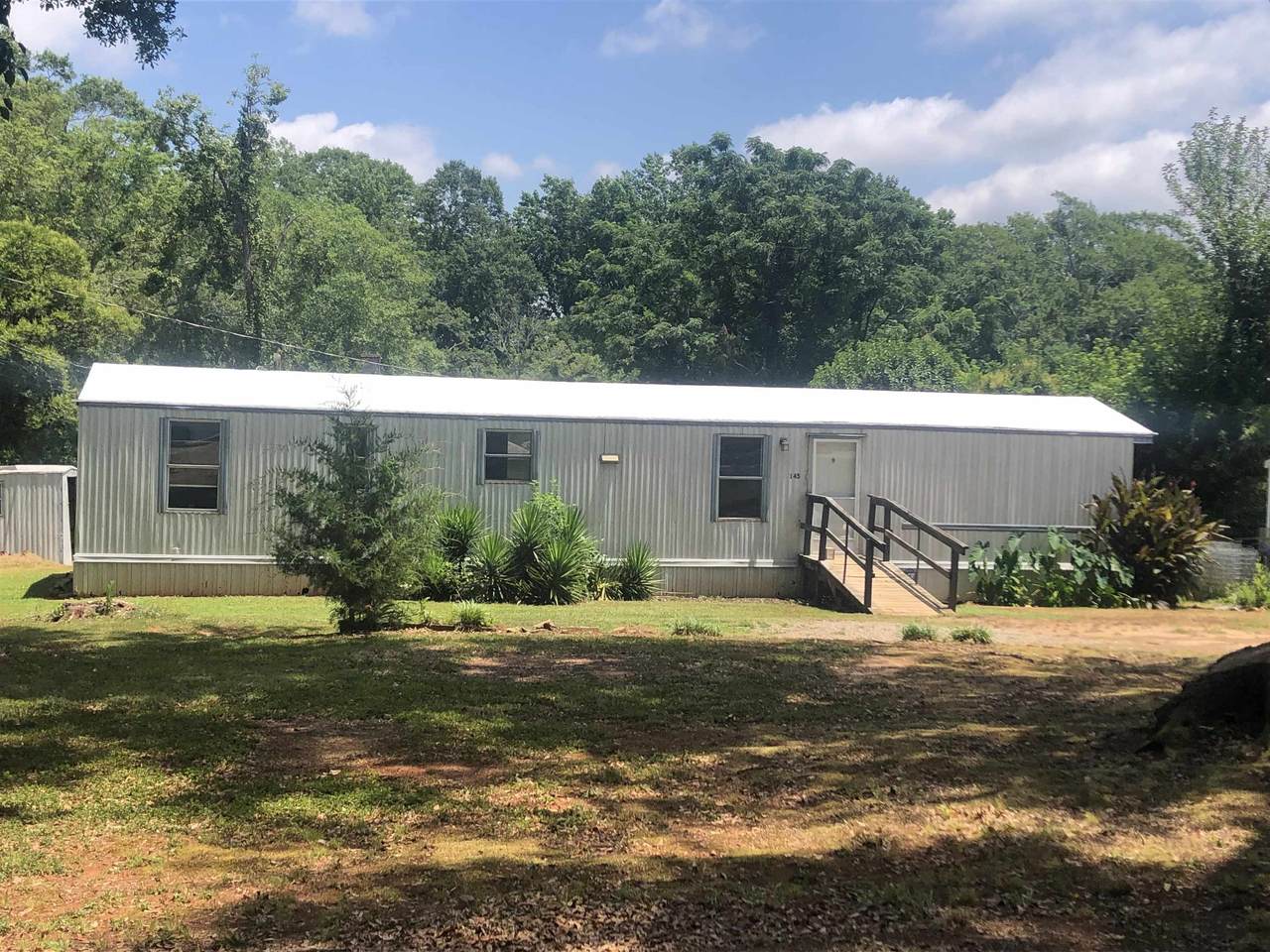 145 Avalon Court - Photo 1