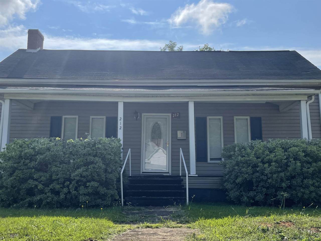 212 N. Logan - Photo 1