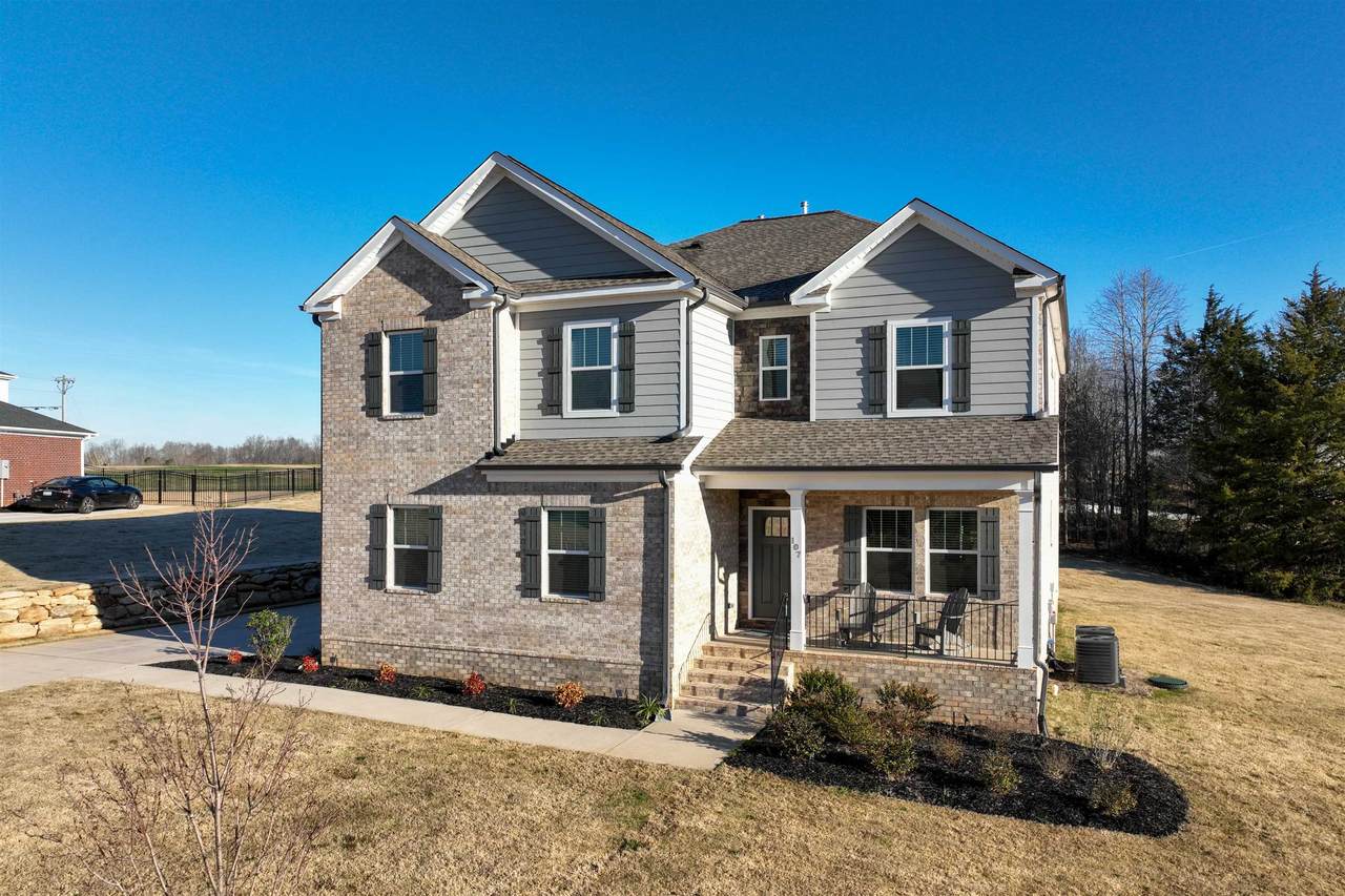 107 Enclave Drive - Photo 1