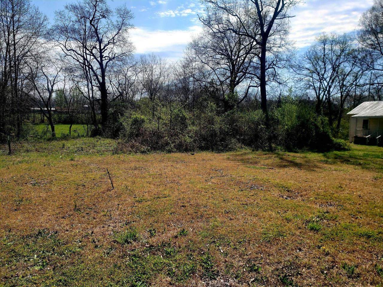 105 Gary Lane - Photo 1