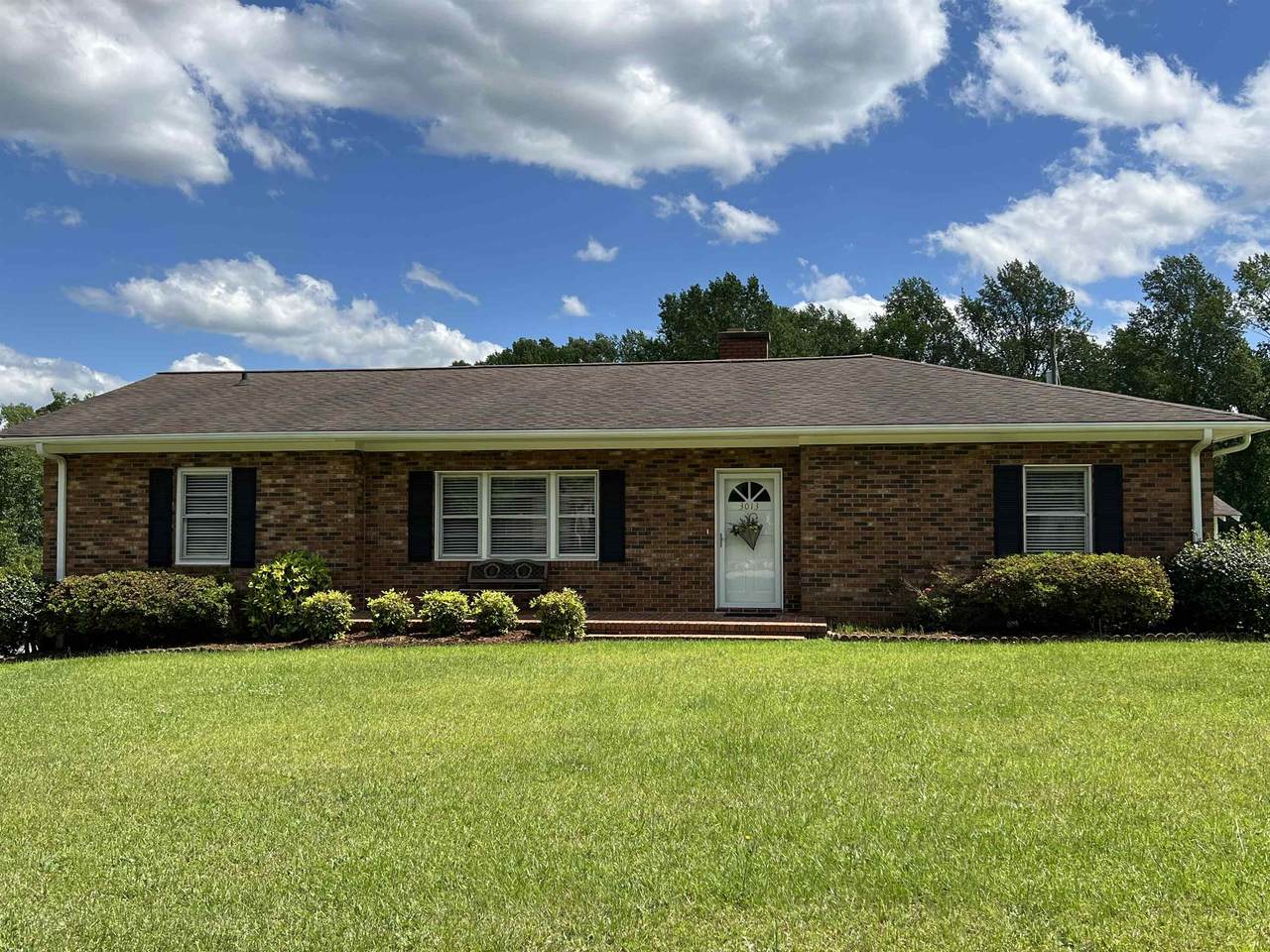 3013 Country Club Road - Photo 1