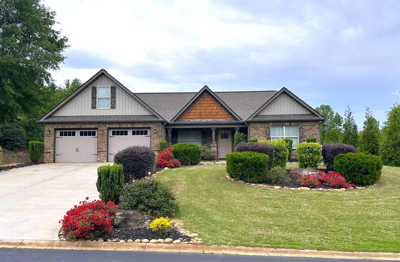 331 Saddlers Run - Photo 1