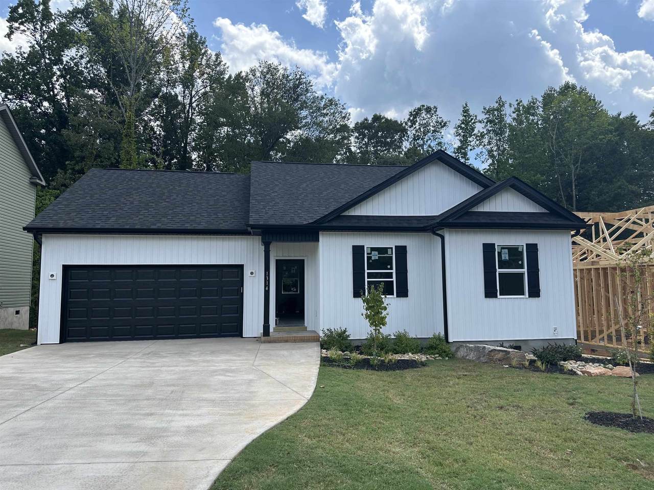 1314 Shoresbrook Road - Photo 1