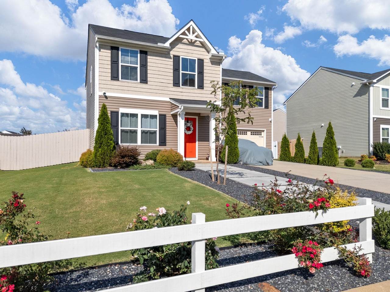 536 Heavenly Days St - Photo 1