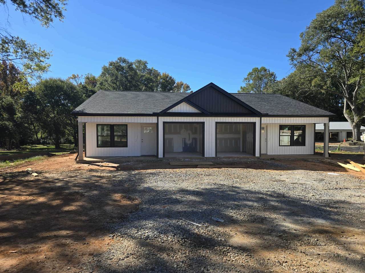 72 Blackstock Road - Photo 1