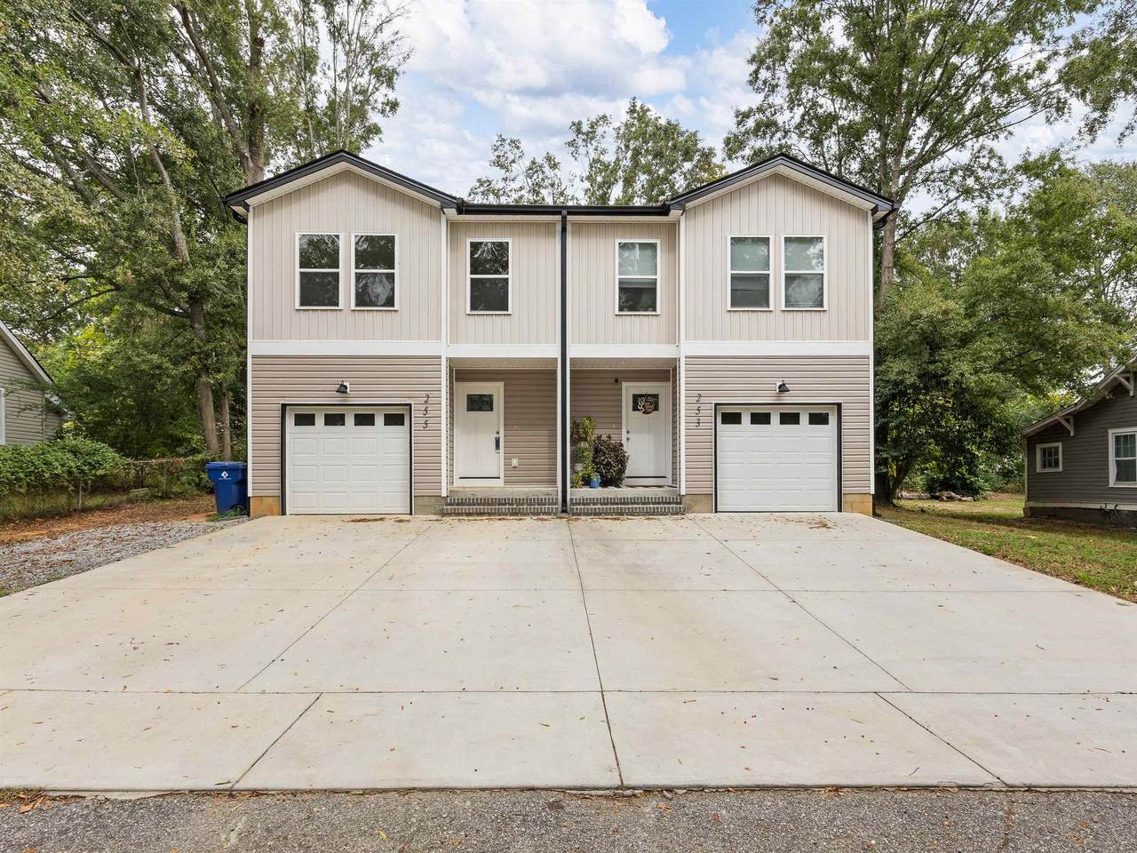 253/255 Woodruff Street - Photo 1