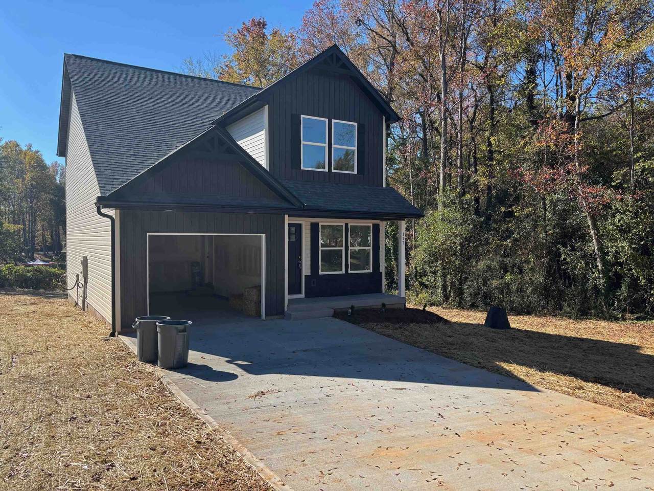 117 Wardlaw Avenue - Photo 1