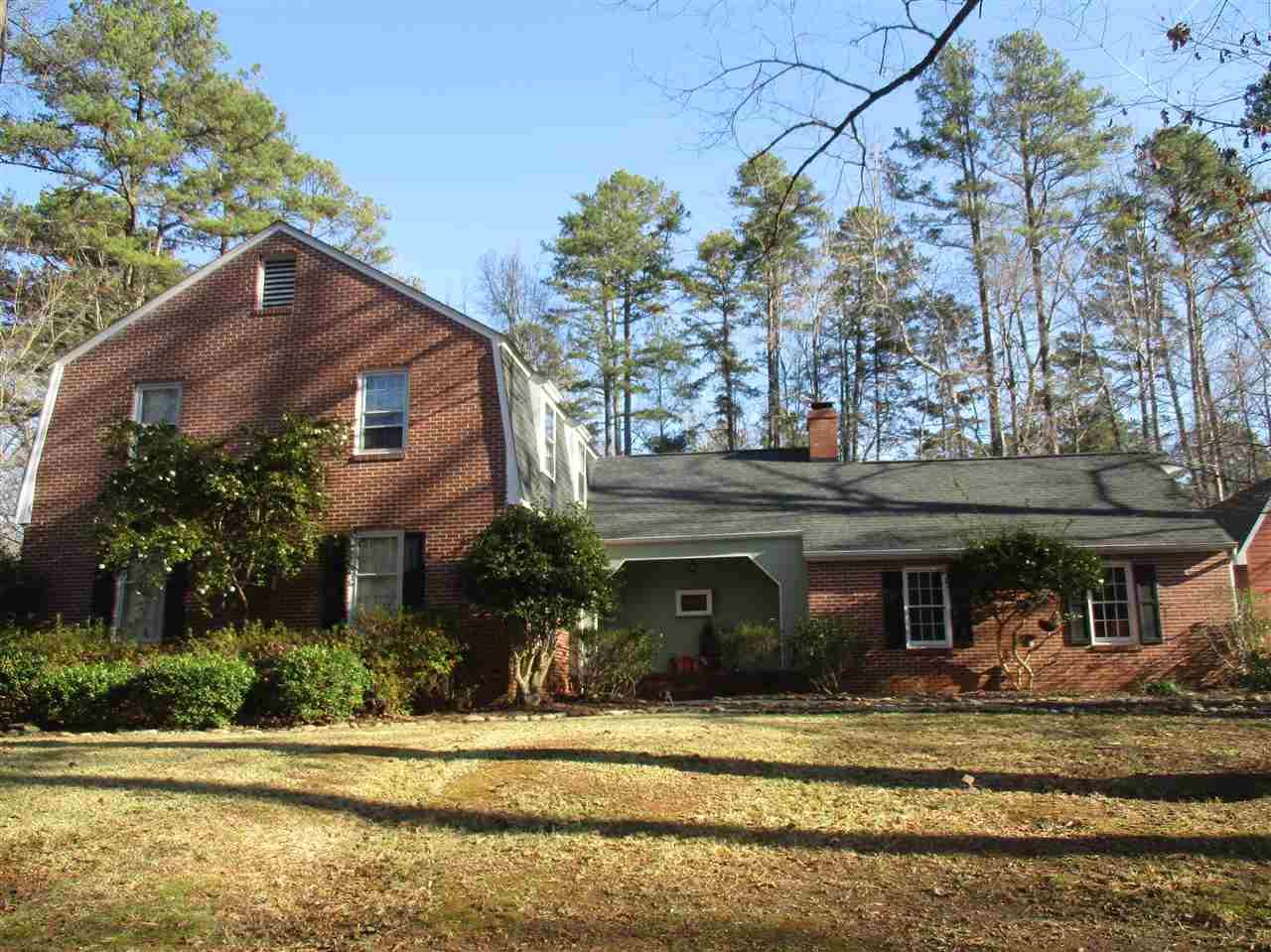 319 Brookside Drive - Photo 1