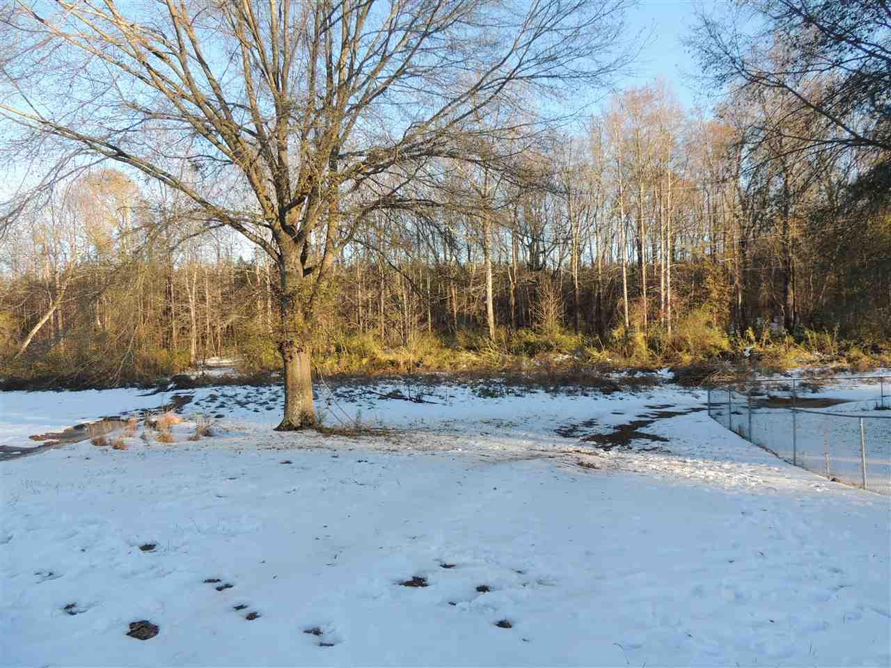 118 Perry - Photo 1