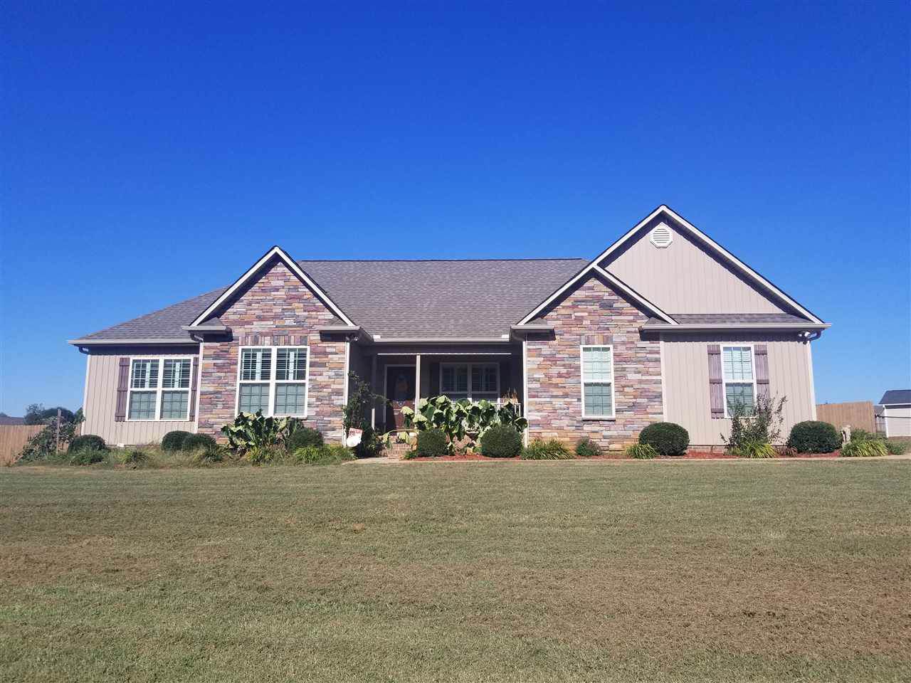 130 Suzanna Drive - Photo 1