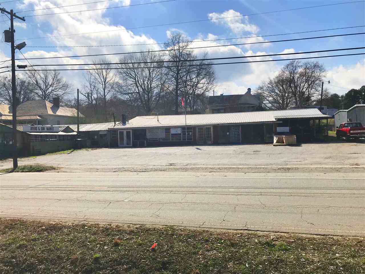 332 Howard Ave - Photo 1
