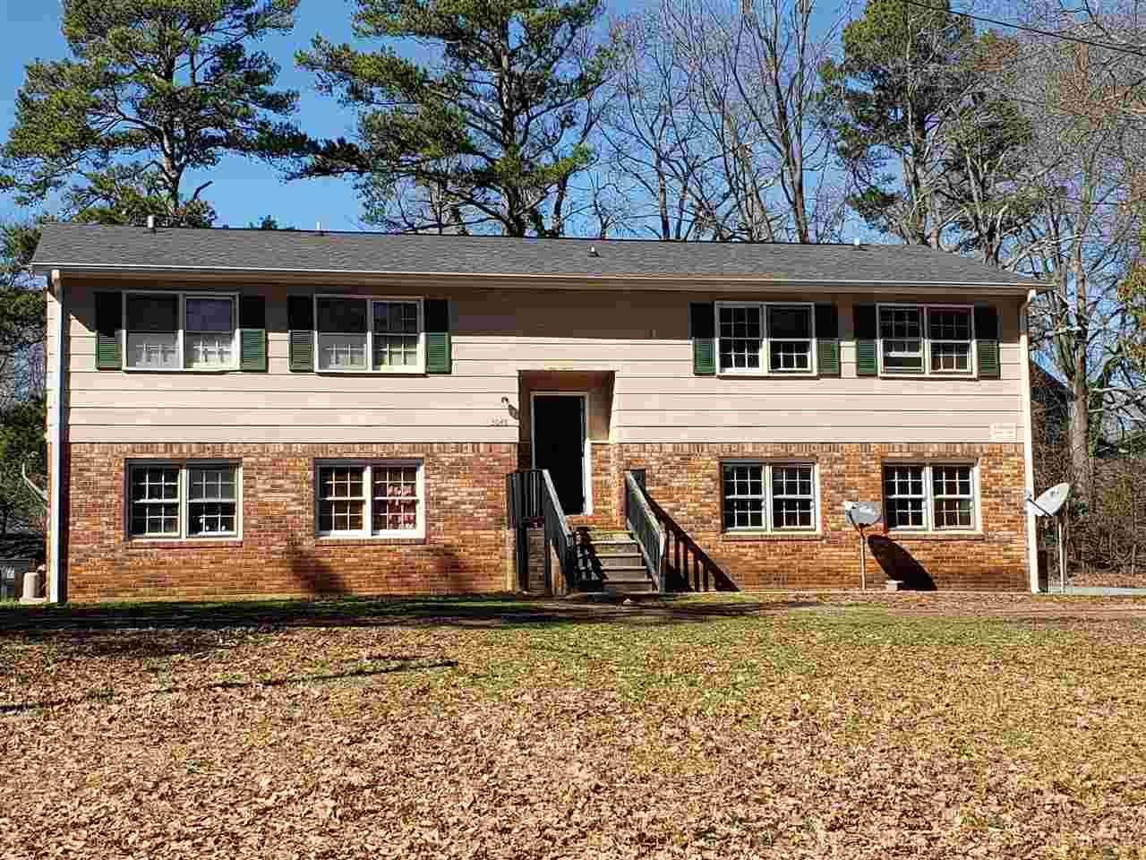 2040 Croft Cir - Photo 1