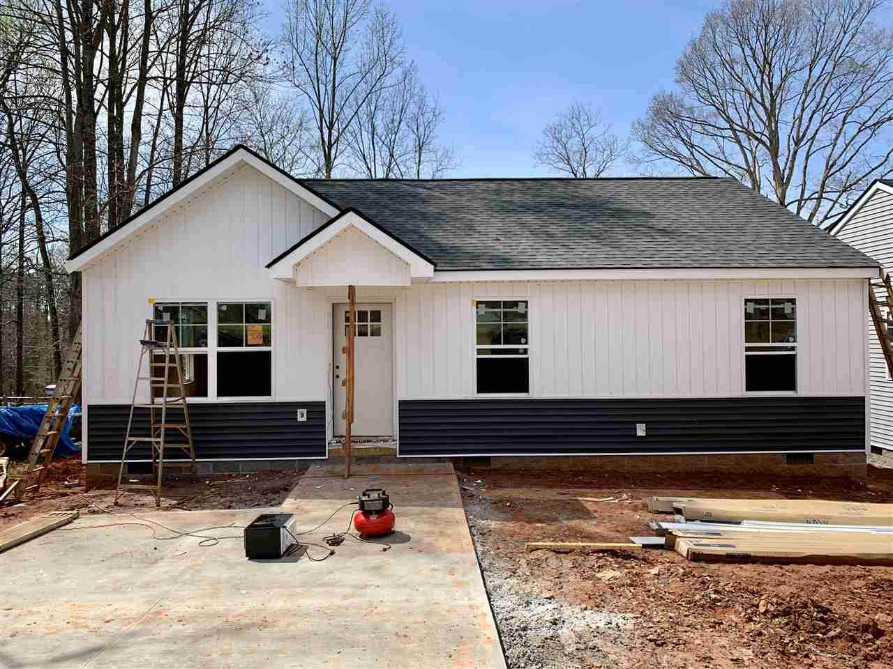 238 Millwood Ln - Photo 1