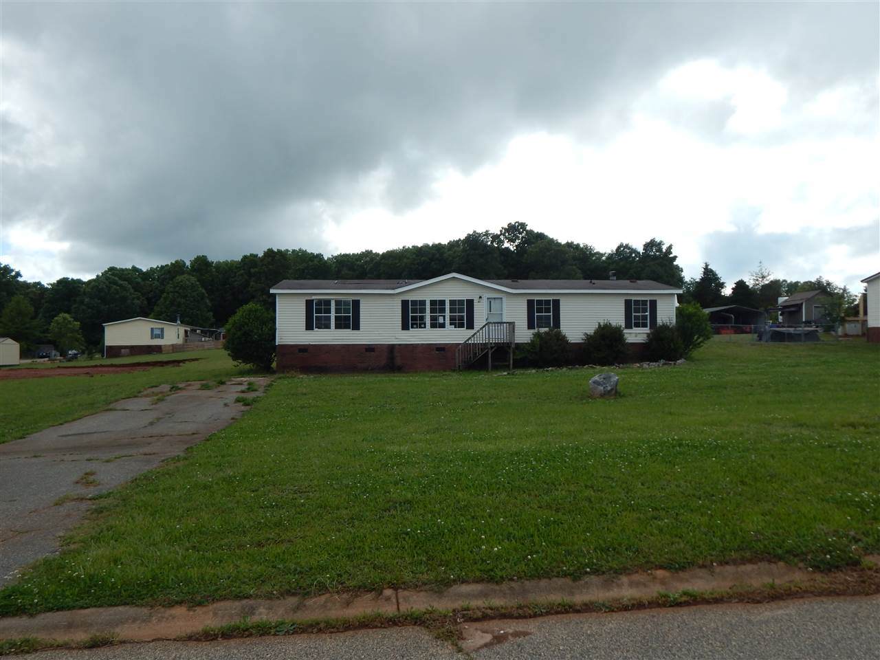 826 Amethyst Lane - Photo 1