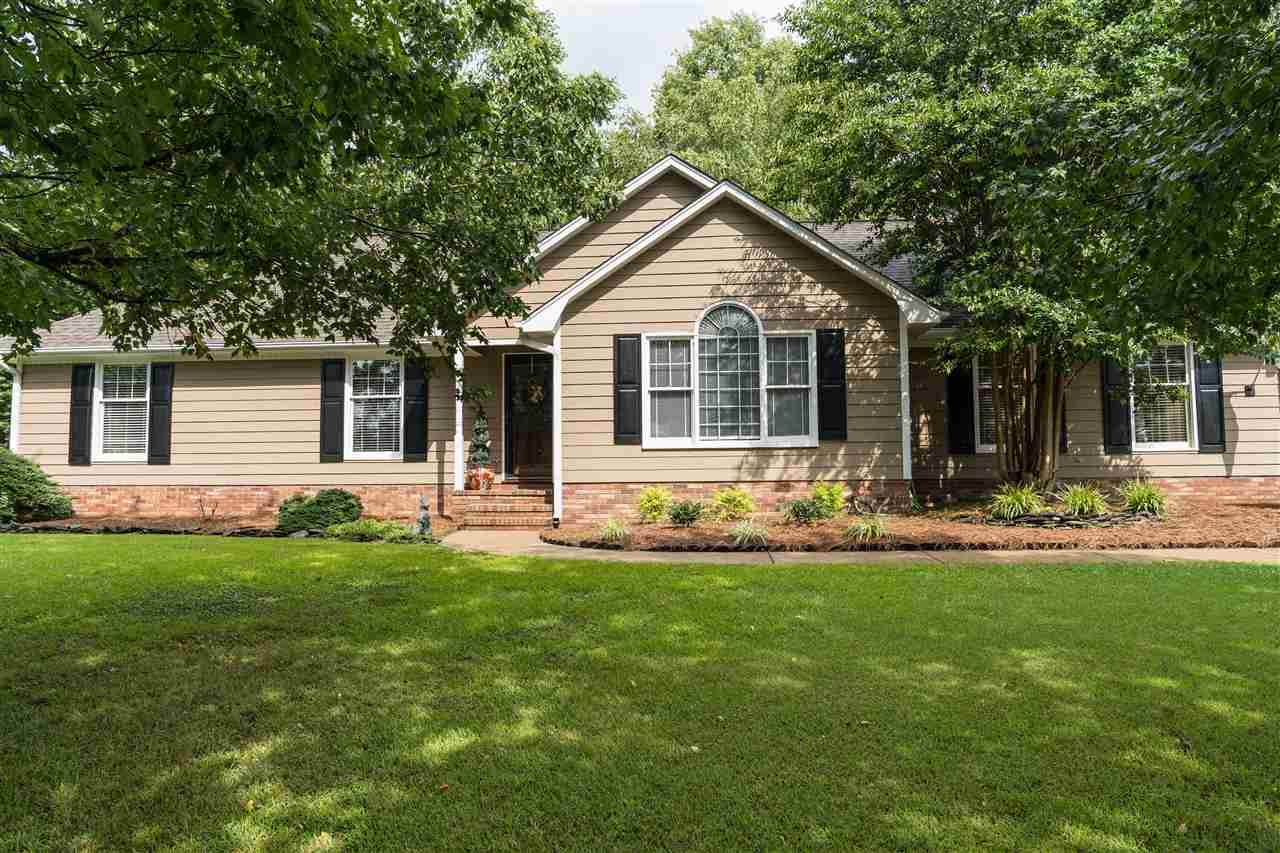 304 Springcreek Drive - Photo 1