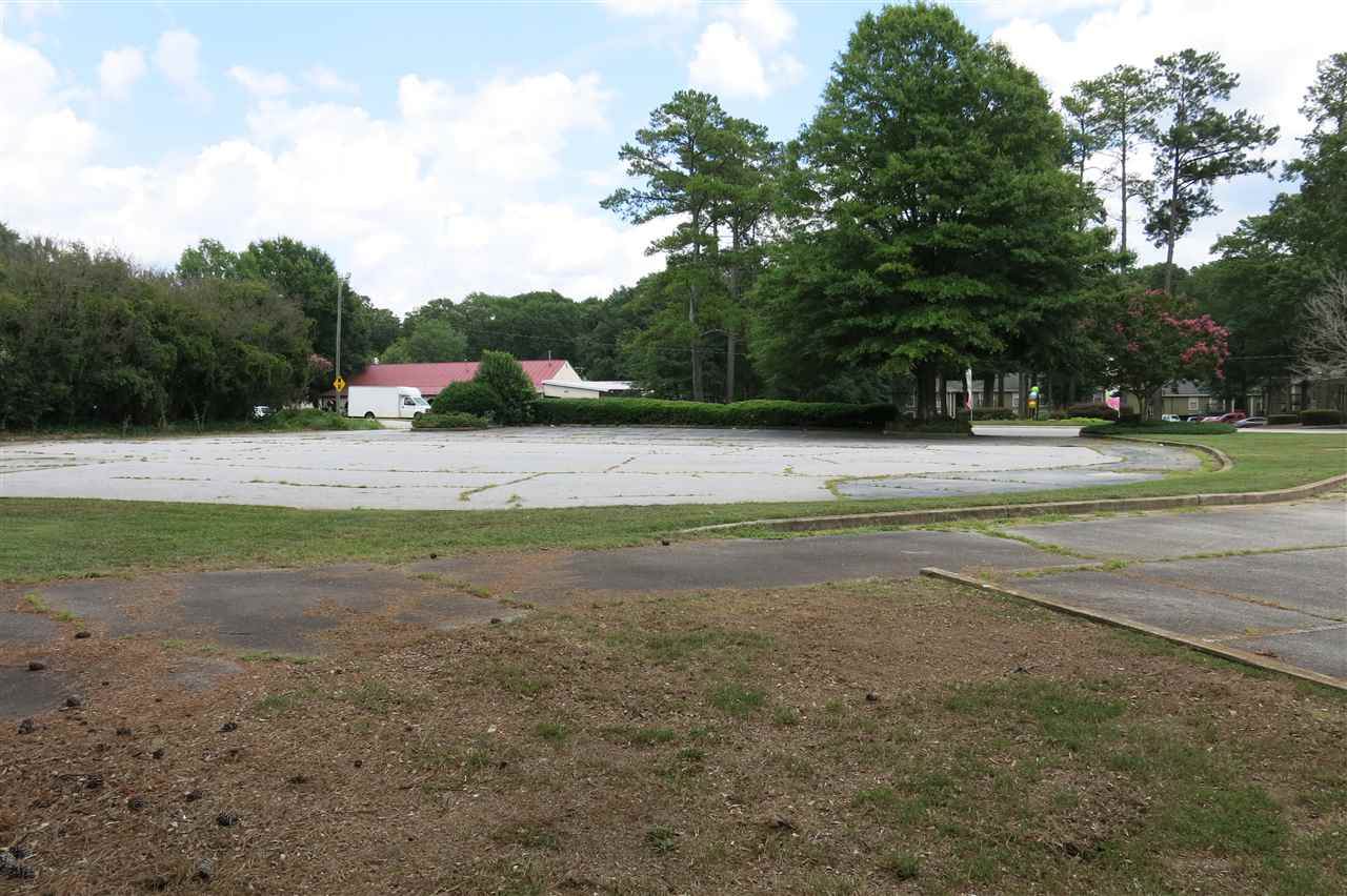 142 Fernwood Dr - Photo 1