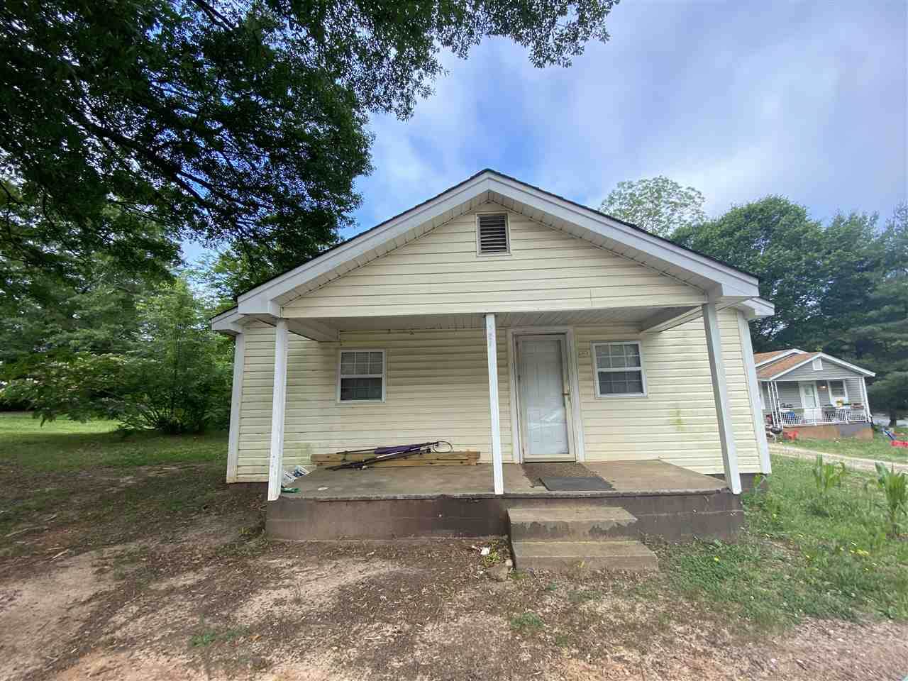 127 Foster Street - Photo 1