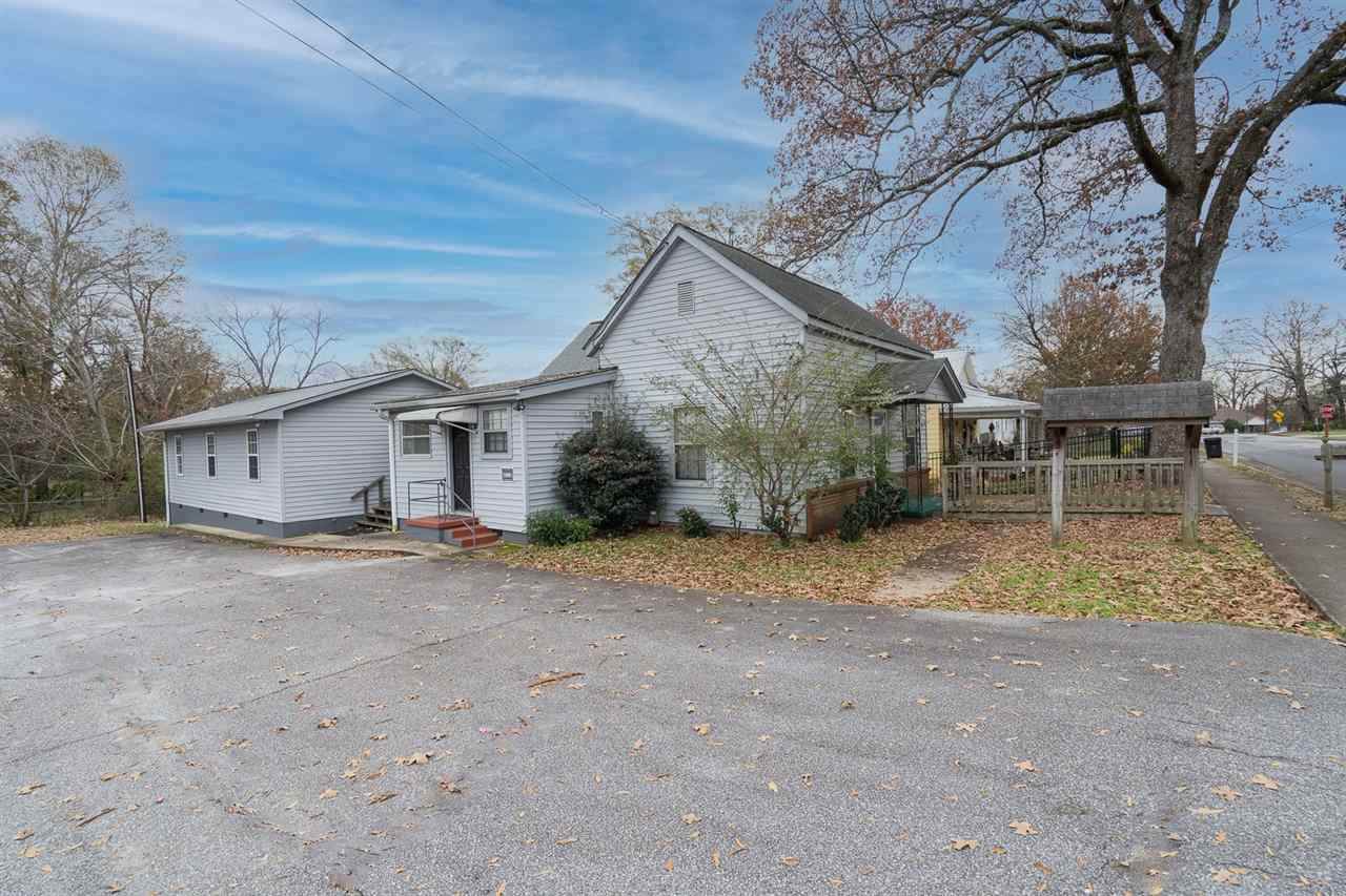 9 Peachtree Street - Photo 1