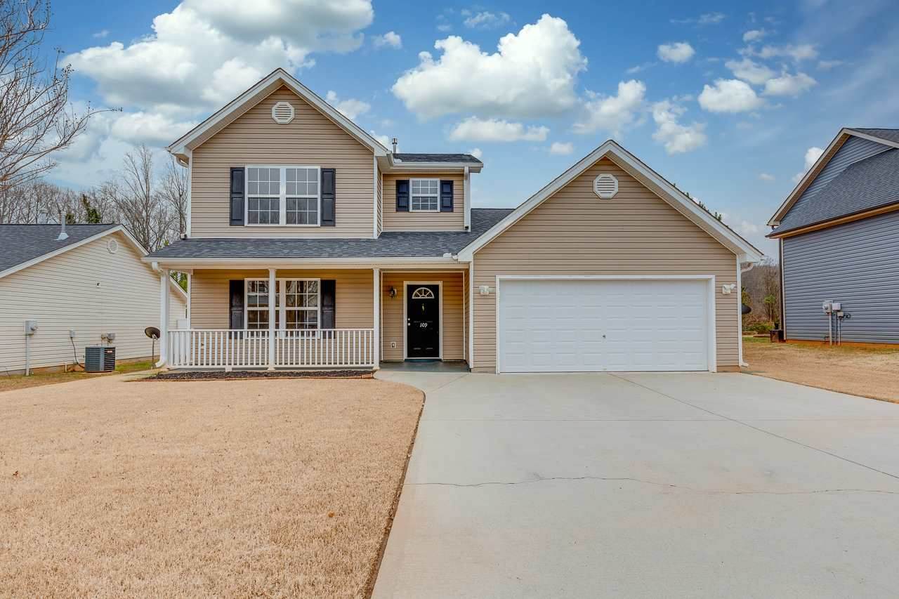 109 Shakleton Drive - Photo 1